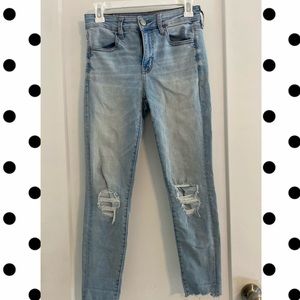American Eagle AE Super Stretch size 4 Regular, ripped (w backing) style jeans